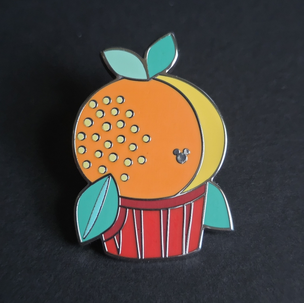 WDW 2025 Hidden Mickey Orange Bird Cupcake